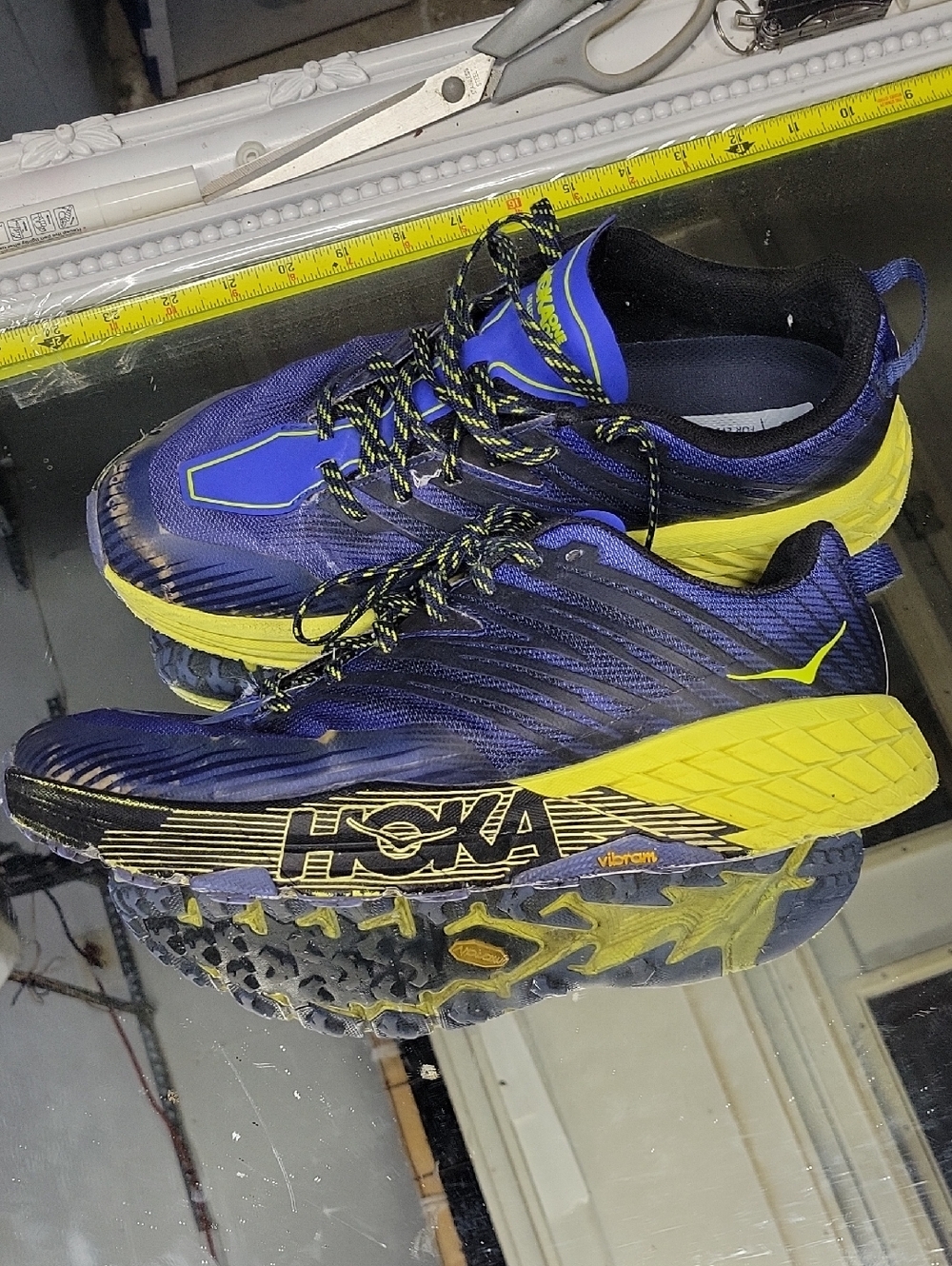 Mens 10.5 Hoka One One Speedgoat 4 trail running shoes.  Run Like Hell...